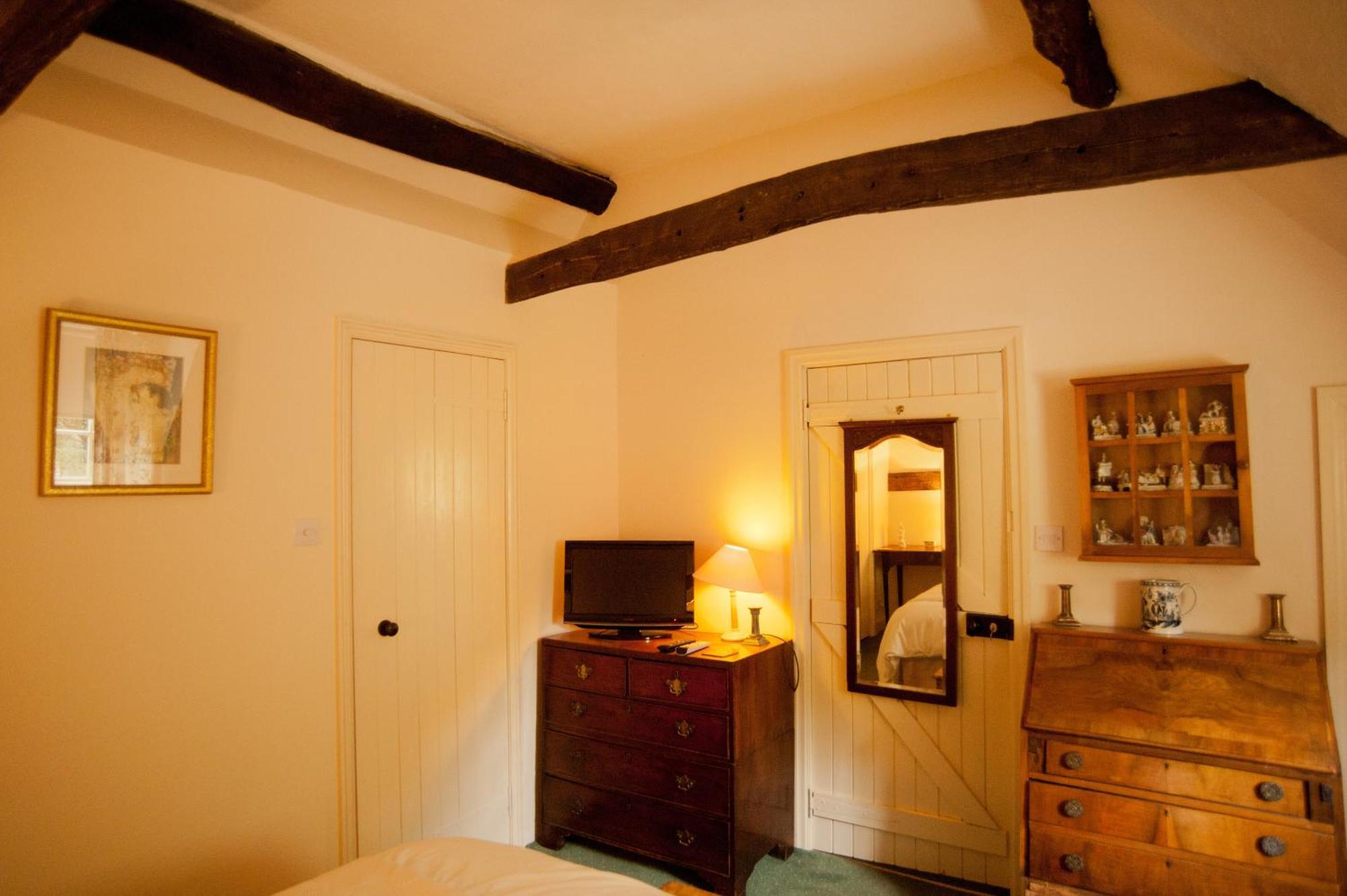 The Old Stables B&B Winslow Room photo